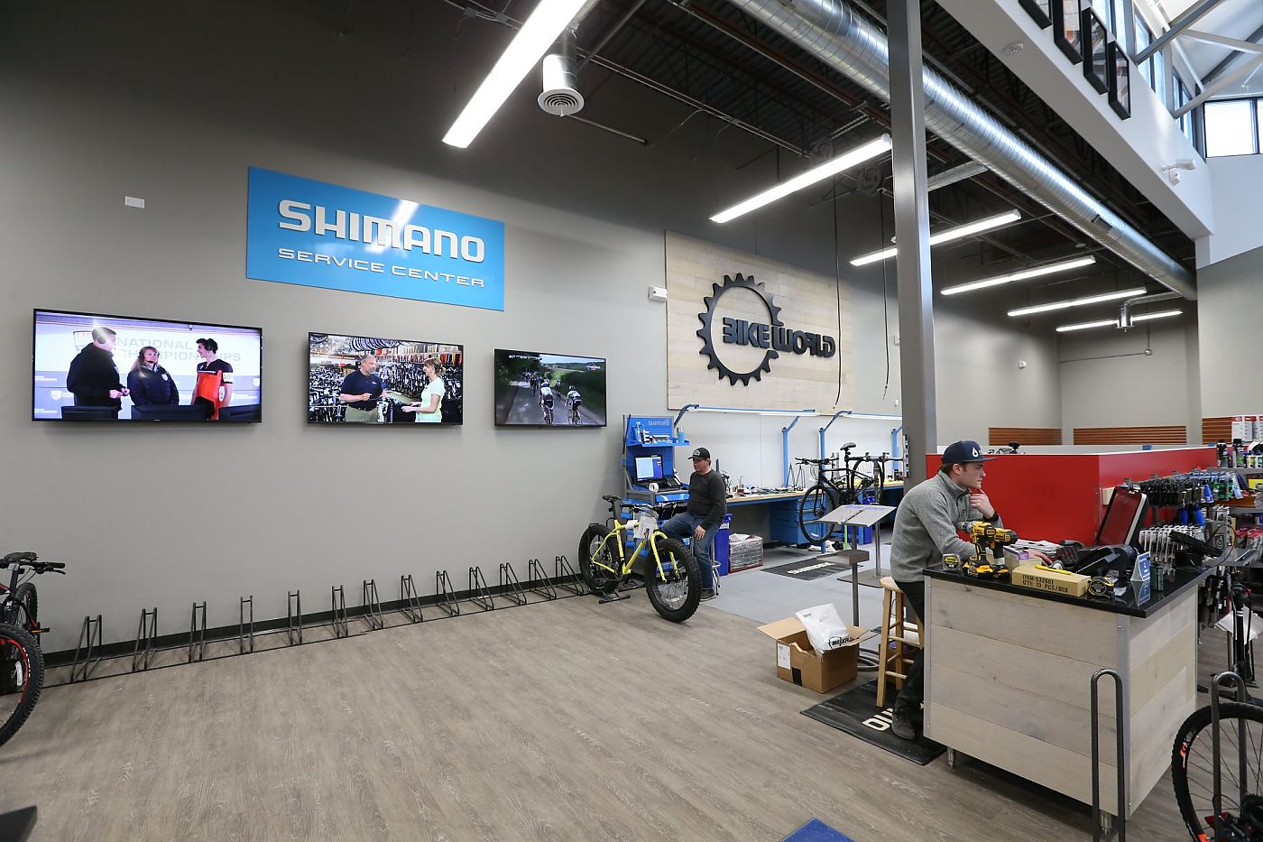 Bike World Iowa sets up shop in former grocery store Bicycle Retailer